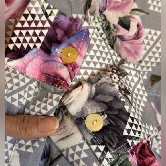 90A. Hula Tease Hawaii Designer Polynesian collar button up Rose Dress shirt - Picture 7 of 12